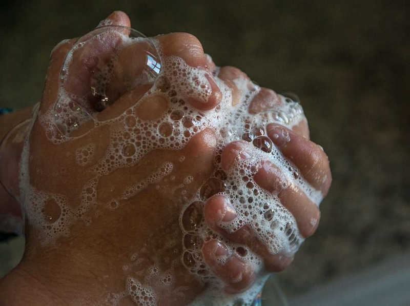 无碱性洗手液香皂教你如何正确洗干净自己的手
